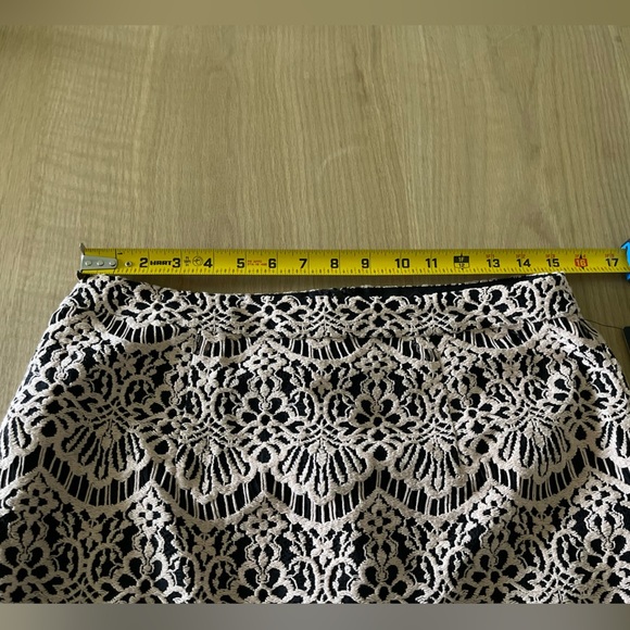 Halogen| Crotchet Lace Skirt with Scalloped Detail, Size 10•••Boho Style, NWT - Picture 8 of 8